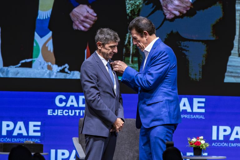 Premian a TGP en CADE 2025 por restauración y puesta en valor de la Alameda de la Independencia, en Ayacucho