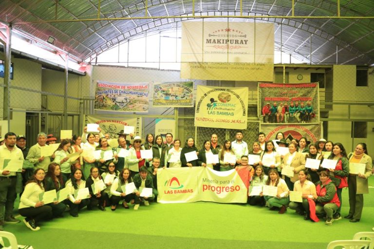 Las Bambas capacita y fortalece a más de 400 empresarios locales en servicios de alimentación, hospedaje y lavandería de Challhuahuacho