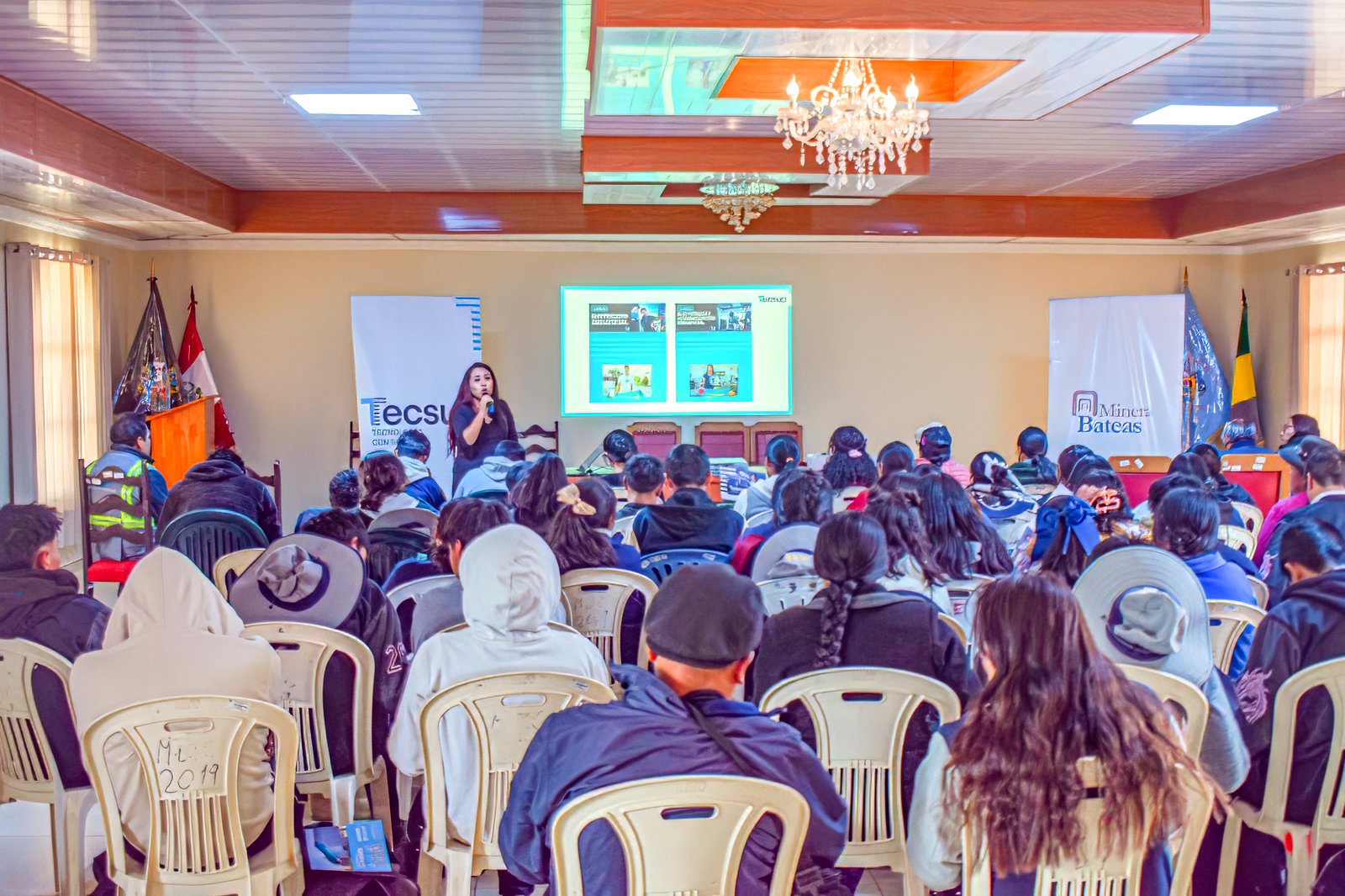 Becas Bateas lanza su segunda convocatoria 2025 para jóvenes del distrito de Caylloma