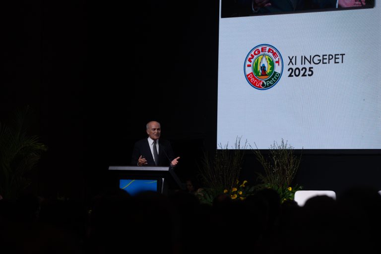 Roque Benavides: “El Perú tiene 18 cuencas hidrocarburíferas que deben ser exploradas”