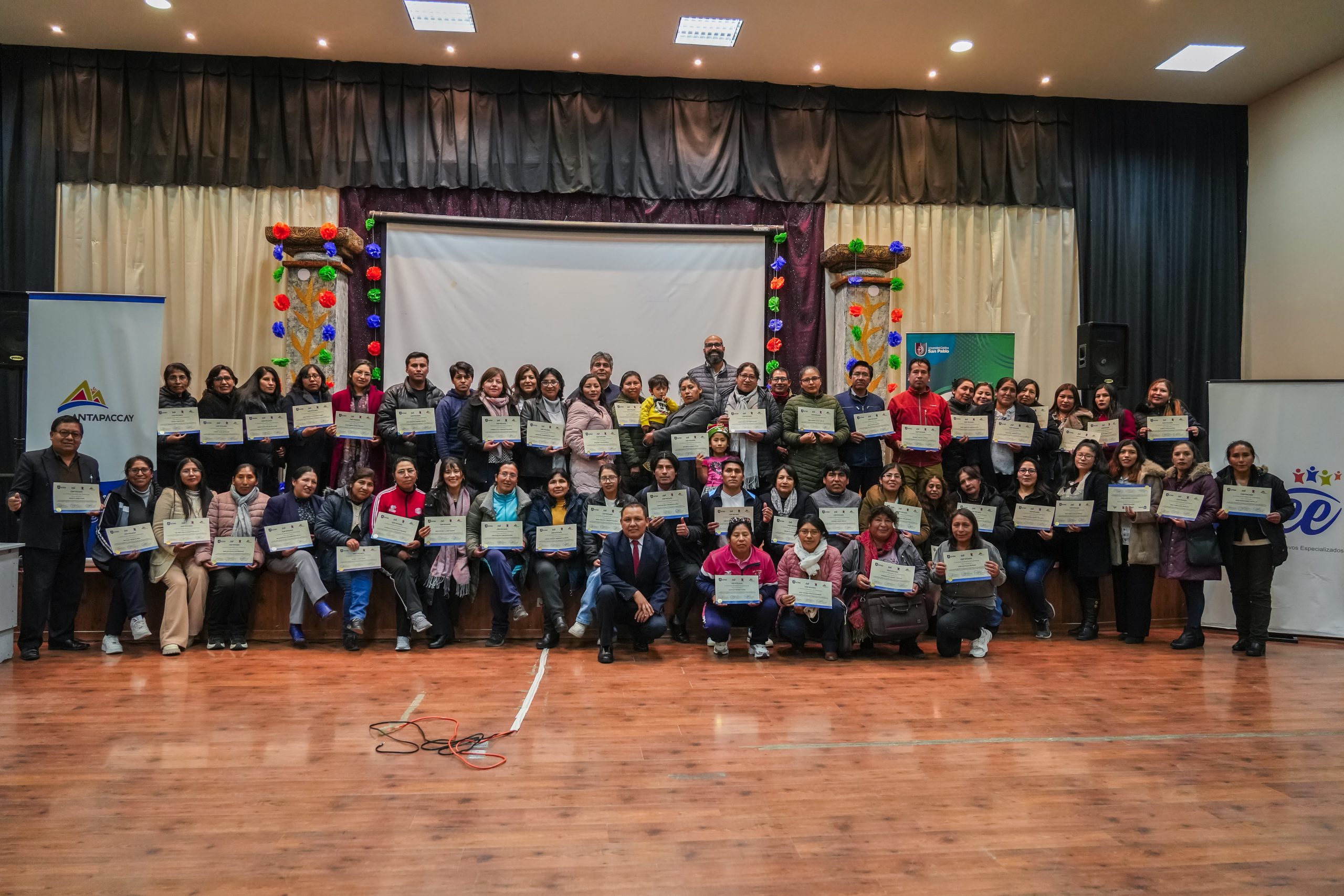 Más de 120 docentes fortalecen sus competencias con programa de capacitación promovido por Antapaccay