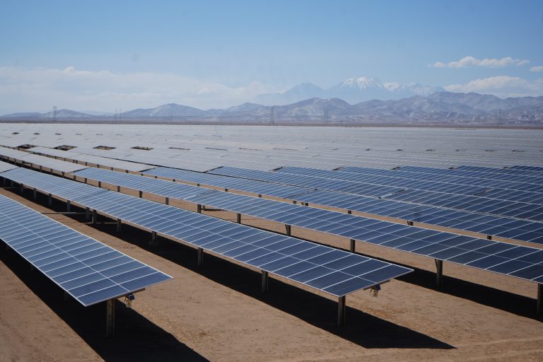 Promigas comprará portafolio renovable en Colombia, Chile y Perú de generadora Zelestra