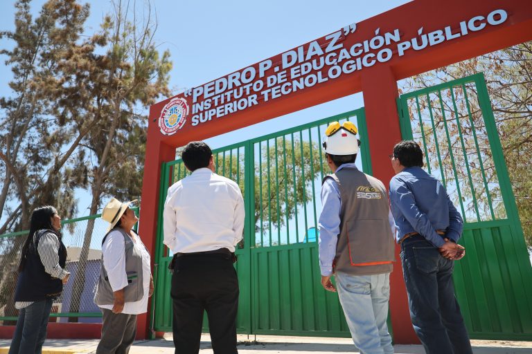 Con apoyo de Zafranal, instituto y colegios lucen infraestructura totalmente renovada