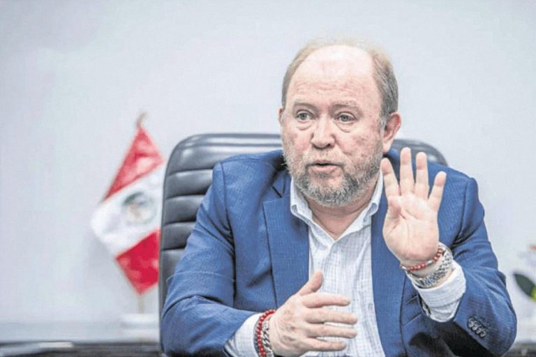 “Si me piden renunciar, el más perjudicado sería el sector hidrocarburos”: Carlos Bianchi, de Perupetro