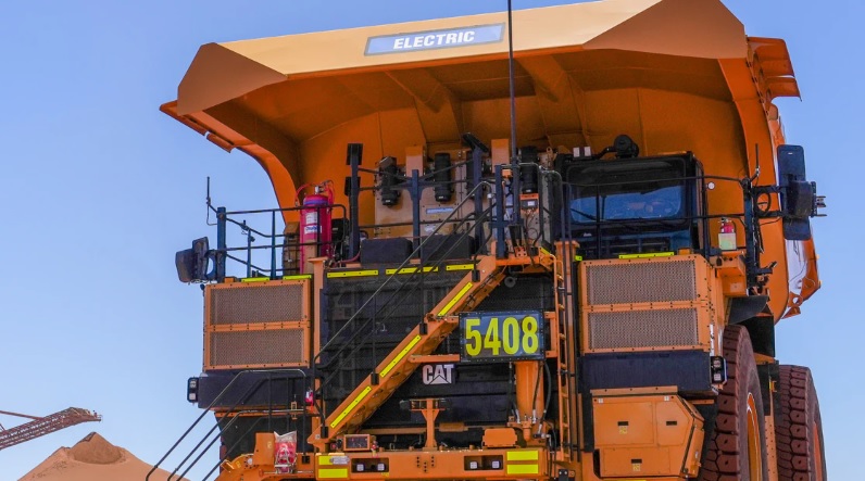 BHP y Rio Tinto dan la bienvenida a los primeros camiones eléctricos a batería Caterpillar en Pilbara