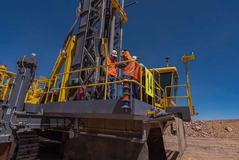 40 plataformas para explorar proyecto yacimiento Royropata