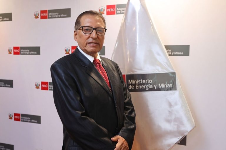 Designan a ingeniero Nilo Pereira Torres como viceministro de Electricidad