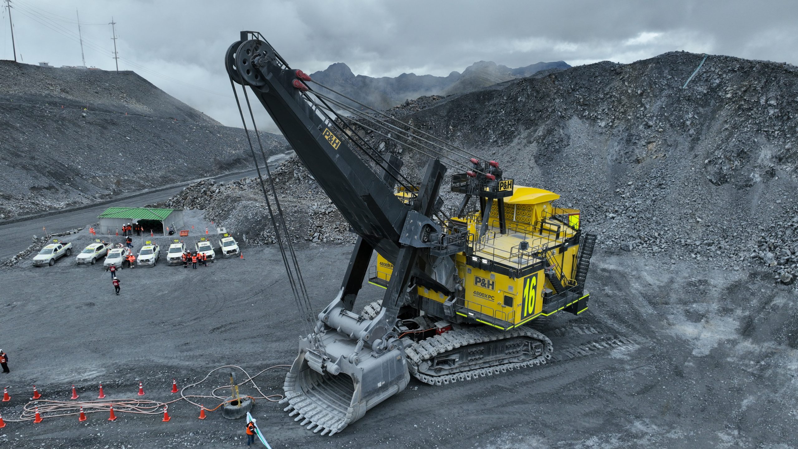 Komatsu Mitsui arma y entrega la pala más grande del Perú en 88 días