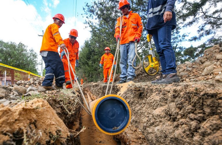 Masificación del gas natural en centro y sur: Minem y Cálidda avanzan en coordinaciones sobre adenda