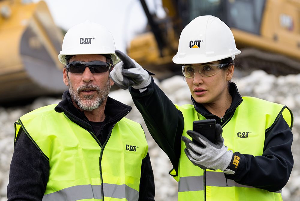 Caterpillar lanza sistema basado en IA para mejorar operación de maquinaria pesada