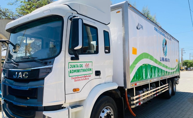 Fondo de Desarrollo Social del Lote I entrega camión isotérmico en La Brea-Negritos