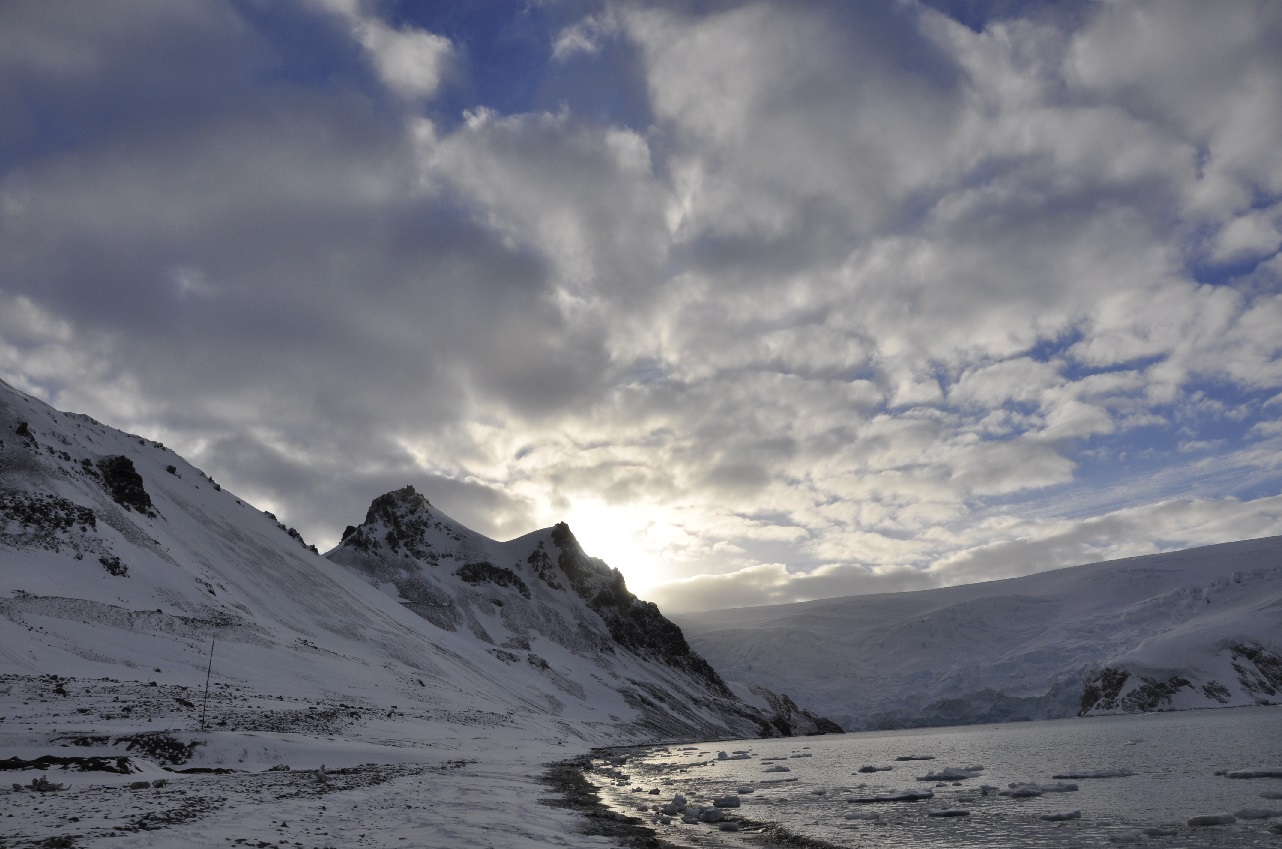 Expedición ANTAR XXXII: Ingemmet participa en las investigaciones geológicas en la Antártida