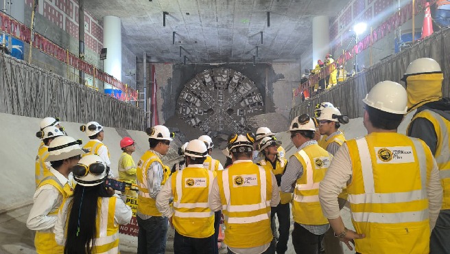 Tuneladora Micaela llega a Estación El Olivar del ramal de la Línea 4 del Metro de Lima y Callao