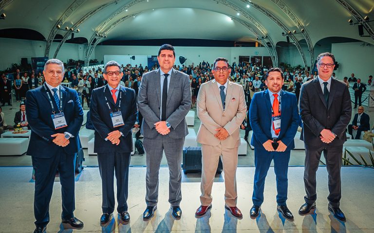 La Gran Noche Minera reunió a más de 900 asistentes en lanzamiento oficial de EXPOCOBRE 2026