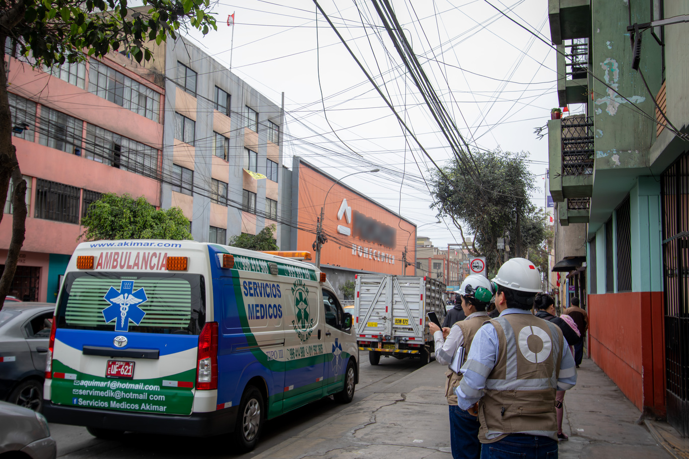 El 14 de marzo vence plazo para retirar cableado eléctrico en desuso en zonas urbanas