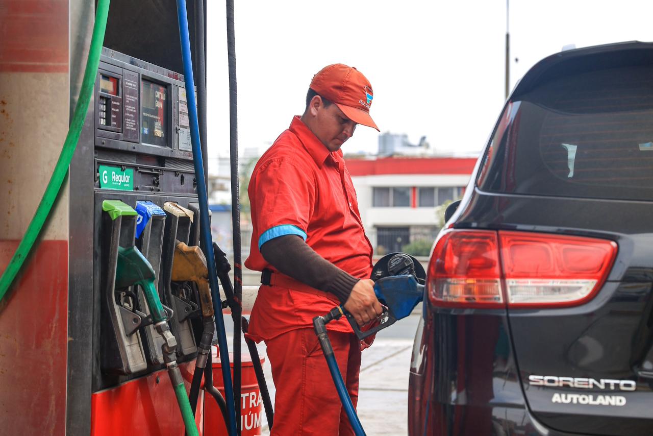 Publican proyecto para modernizar reglamentos del mercado de combustibles líquidos