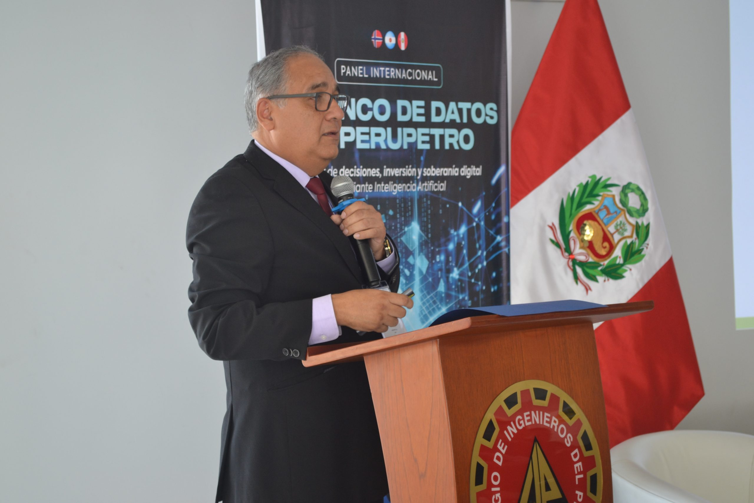Perupetro apuesta por inteligencia artificial para acelerar decisiones en hidrocarburos