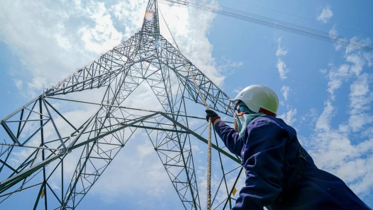 Fortalecimiento del sistema de transmisión eléctrica del sur comprometerá inversiones por más de US$ 300 millones al 2030