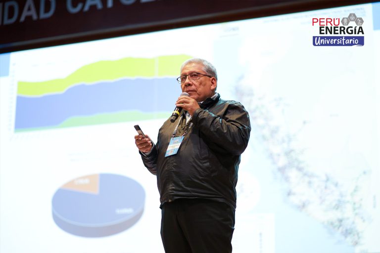 César Butrón: La matriz seguirá migrandohacia fuentes más limpias como solares y eólicas