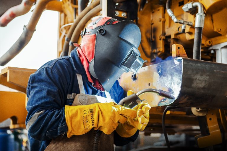 Seguridad indsutrial: Soltrak amplía portafolio de marca propia Tecseg