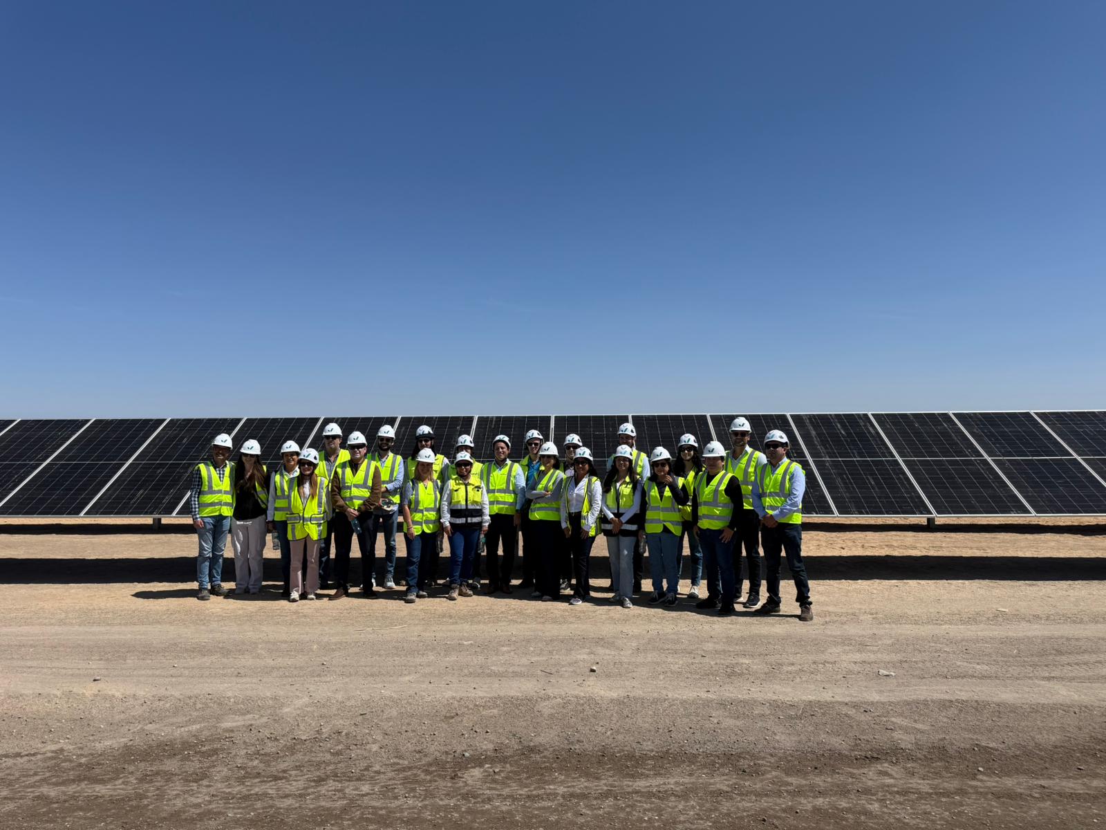 Entidades de España, Perú, Francia y Canadá respaldan la Central Solar Fotovoltaica Illa en Arequipa