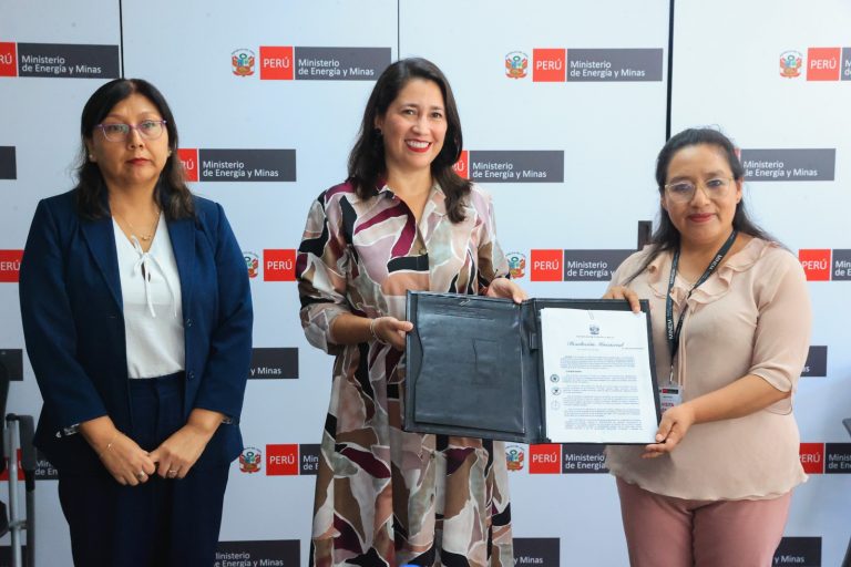 “Los beneficios de la actividad minera deben contribuir al cierre de brechas que aún afectan a Chumbivilcas”: Minem instala mesa técnica