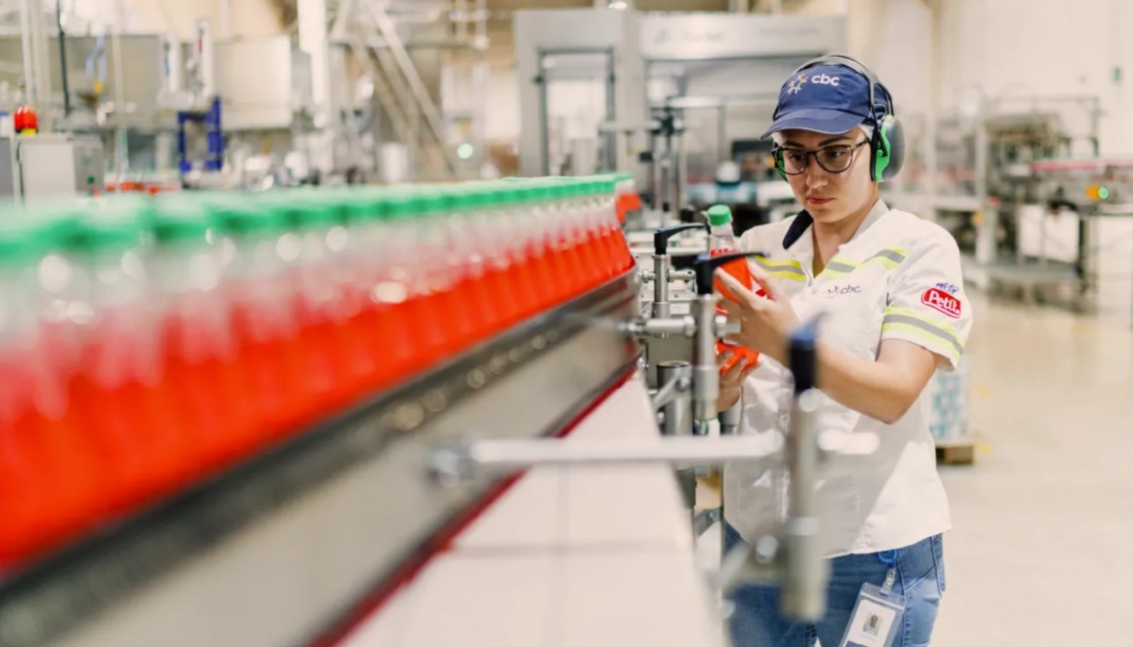 Multilatina cbc Perú opera con energía 100% renovable en todas sus operaciones a escala regional