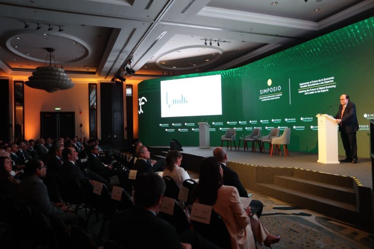 XVI SIMPOSIO abre debate sobre el financiamiento de la minería del futuro en Perú