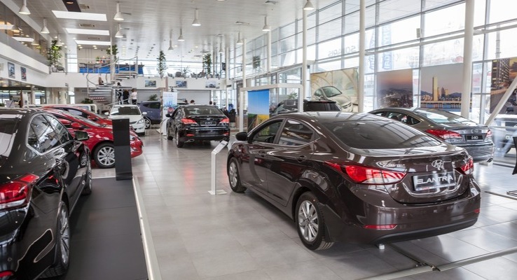 Venta de vehículos nuevos se acelera en marzo y cierra un trimestre sólido