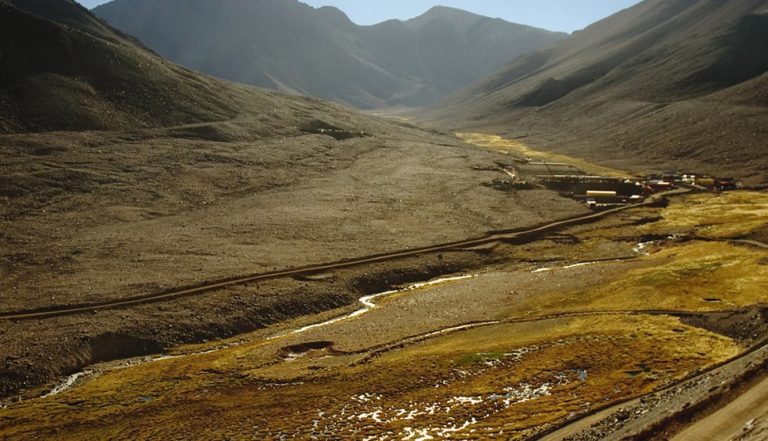 Barrick pone la mira en el proyecto Lomas, en Espinar