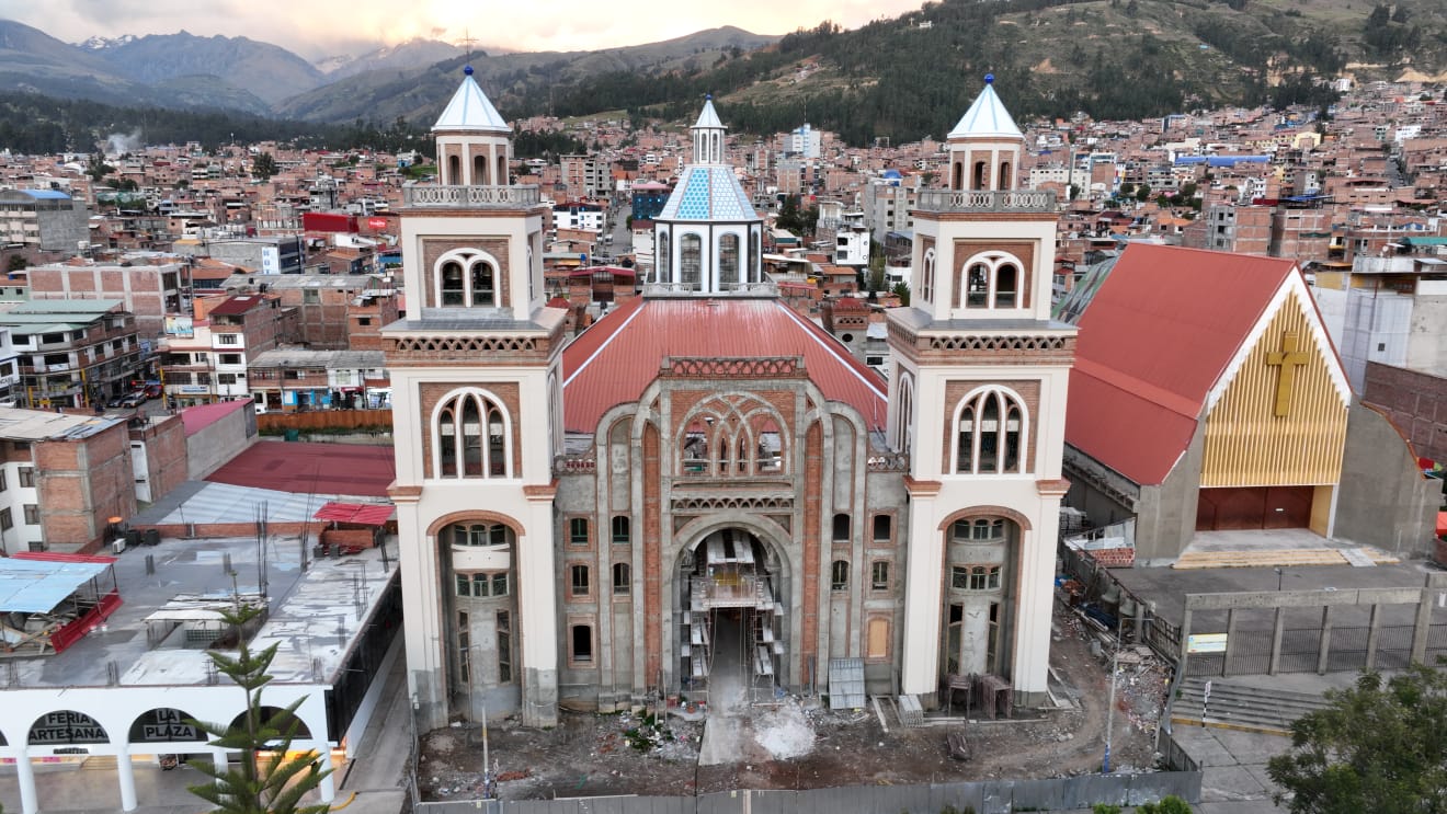 Antamina aporta S/5 millones culminación de la Catedral de Huaraz